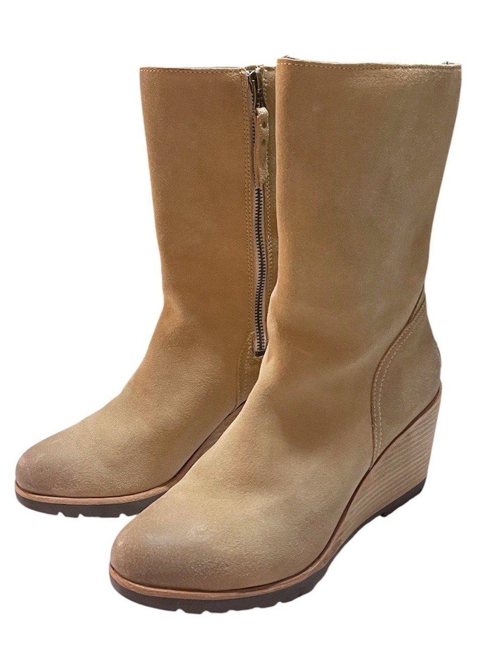 Sorel After Hours Mid Boots in the "Beach Tan" Women’s Size 9